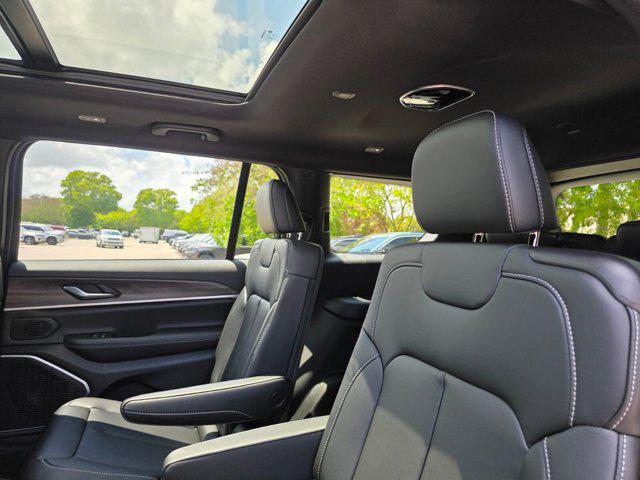 new 2026 Jeep Grand Cherokee L car, priced at $40,424