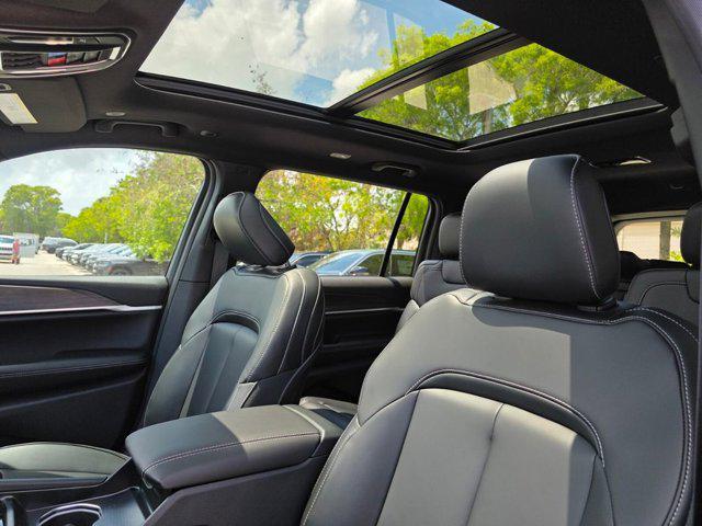 new 2026 Jeep Grand Cherokee L car, priced at $40,424