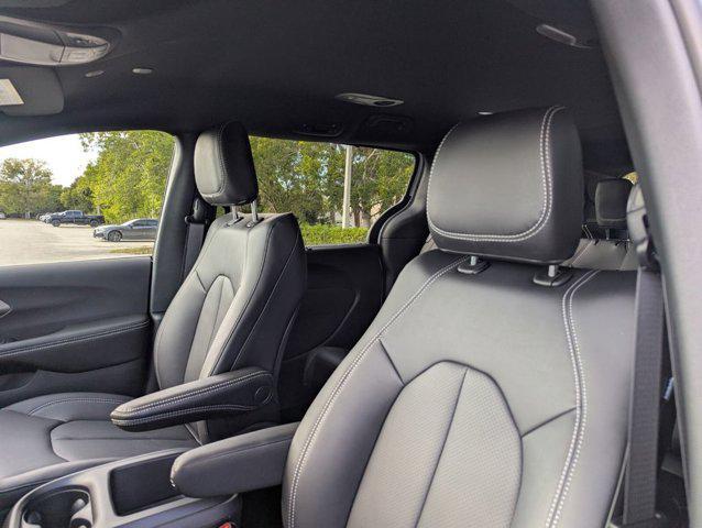 new 2026 Chrysler Pacifica car, priced at $38,692