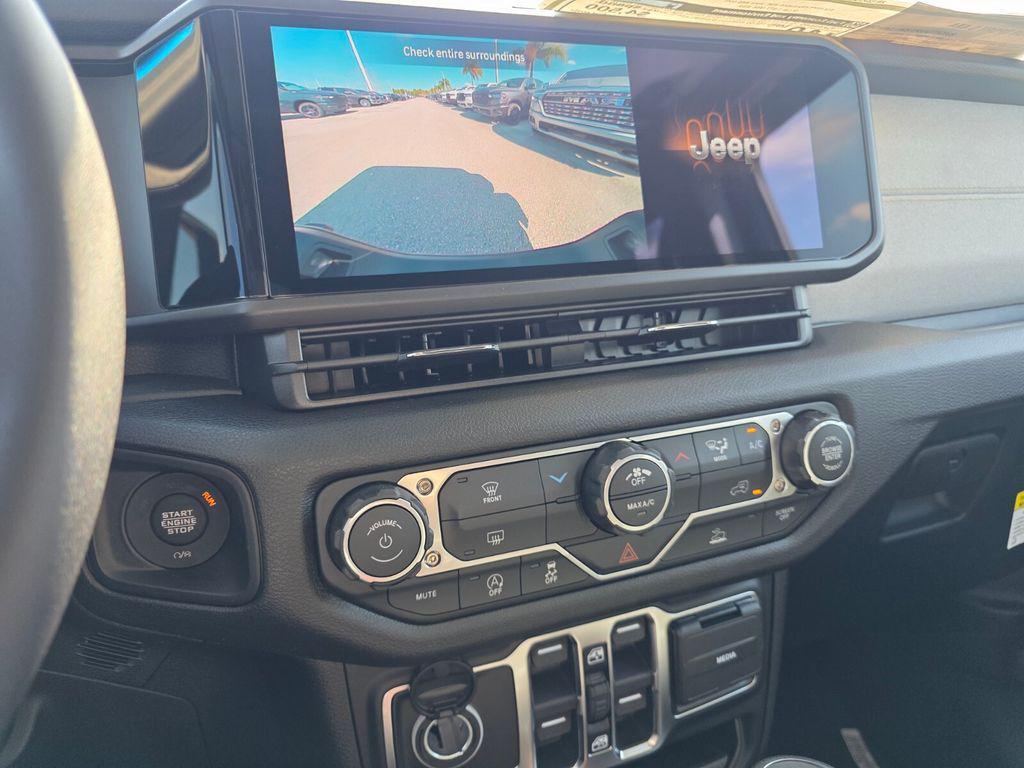 new 2026 Jeep Gladiator car, priced at $40,713