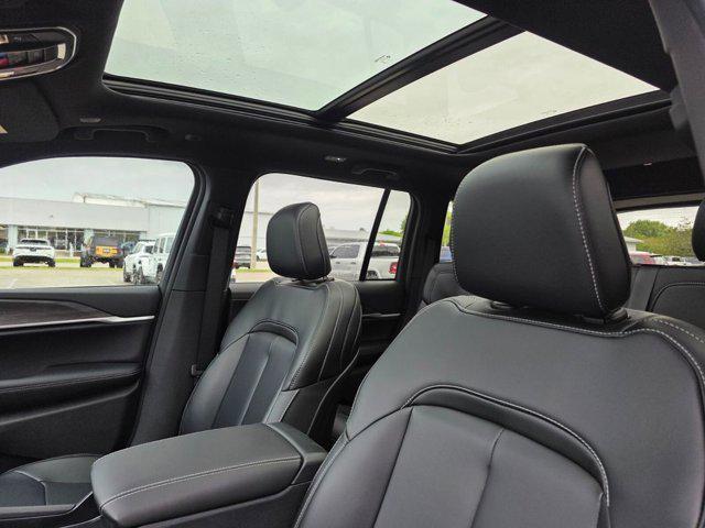 new 2026 Jeep Grand Cherokee car, priced at $39,793