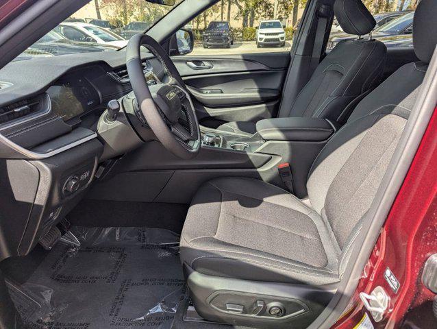 new 2026 Jeep Grand Cherokee car, priced at $34,349