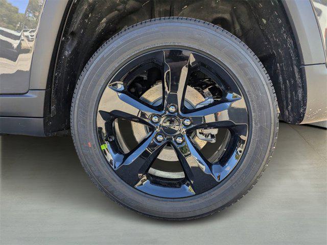 new 2025 Jeep Grand Cherokee car, priced at $33,930