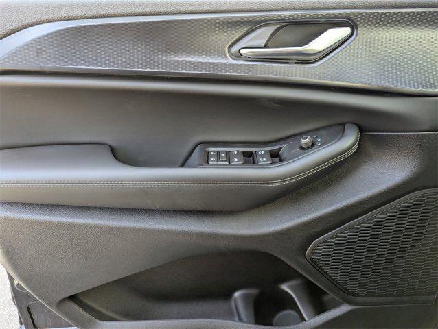 new 2025 Jeep Grand Cherokee car, priced at $33,930