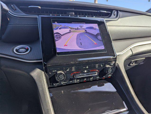 new 2025 Jeep Grand Cherokee car, priced at $33,930