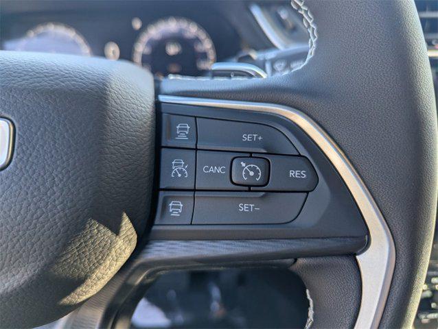 new 2025 Jeep Grand Cherokee car, priced at $33,930