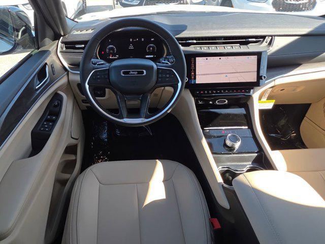 new 2026 Jeep Grand Cherokee car, priced at $37,082