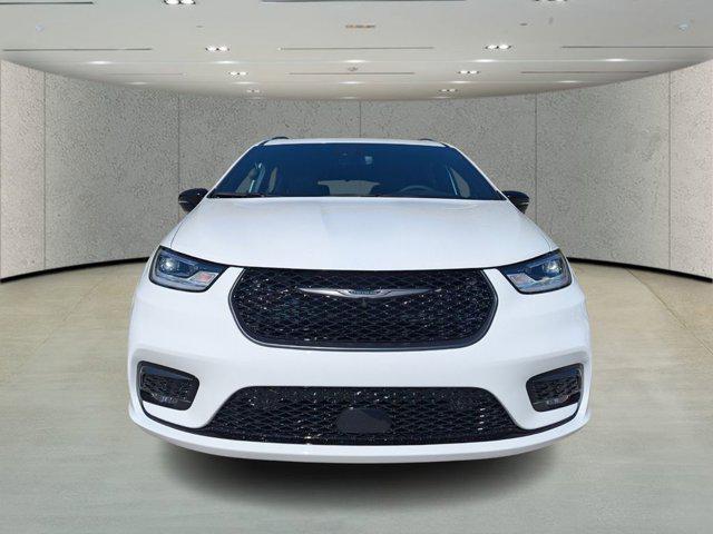 new 2026 Chrysler Pacifica car, priced at $41,212