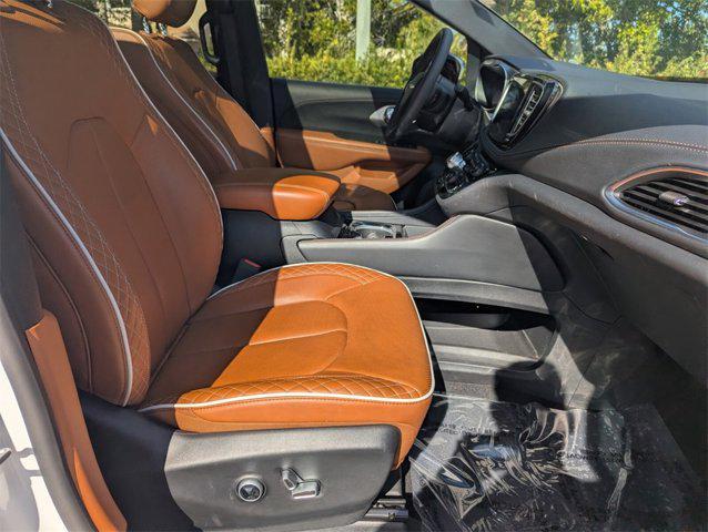 used 2025 Chrysler Pacifica car, priced at $45,342