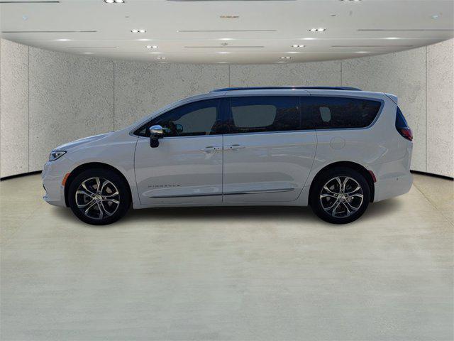 used 2025 Chrysler Pacifica car, priced at $45,342