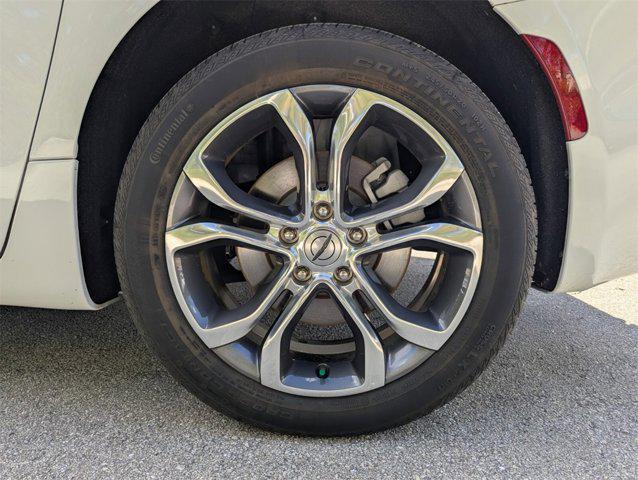 used 2025 Chrysler Pacifica car, priced at $45,342