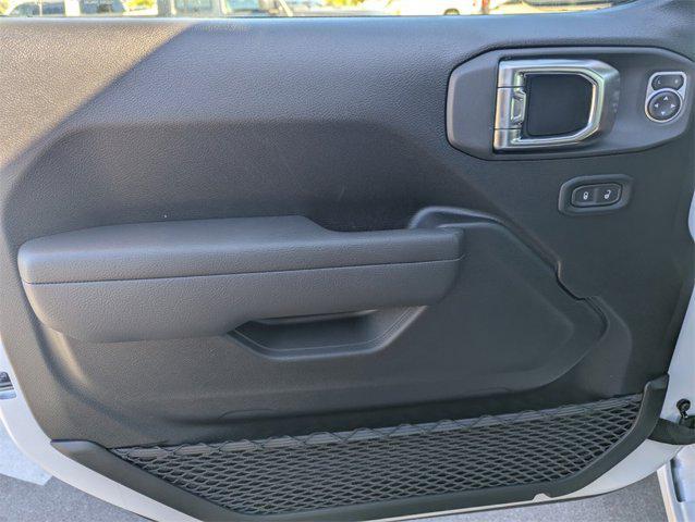 new 2026 Jeep Gladiator car, priced at $40,655