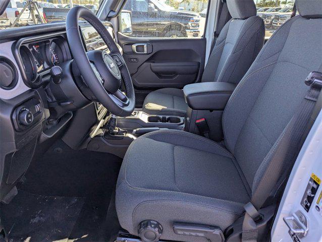 new 2026 Jeep Gladiator car, priced at $40,655