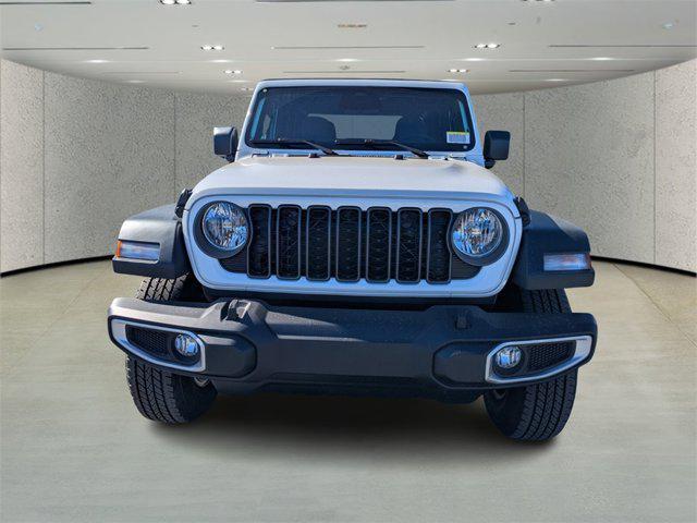 new 2026 Jeep Gladiator car, priced at $40,655