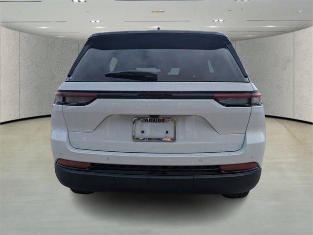 new 2025 Jeep Grand Cherokee car, priced at $32,138