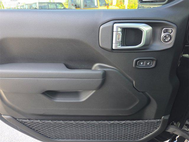 new 2026 Jeep Wrangler car, priced at $39,664