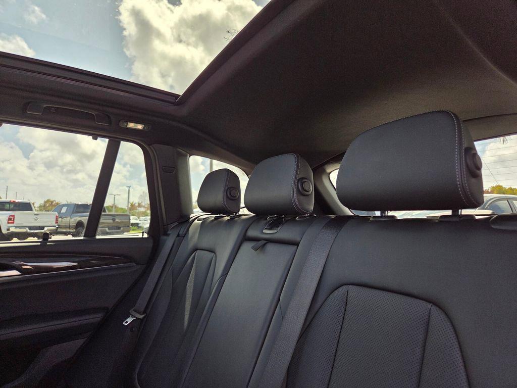 used 2022 BMW X3 car, priced at $31,084