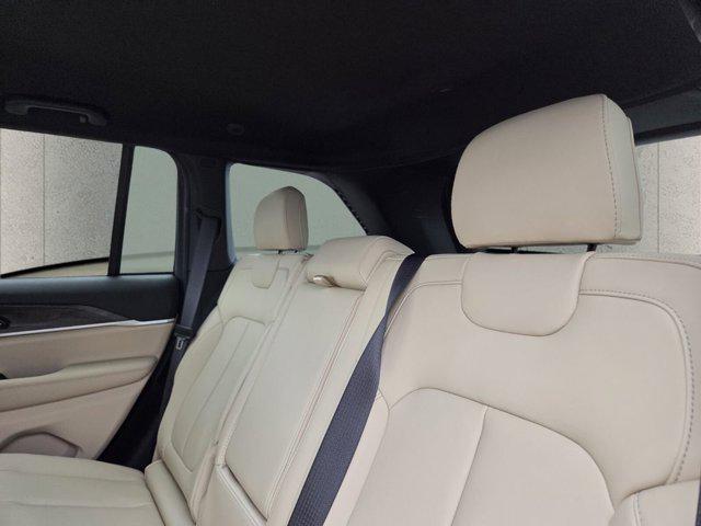 new 2026 Jeep Grand Cherokee car, priced at $37,439