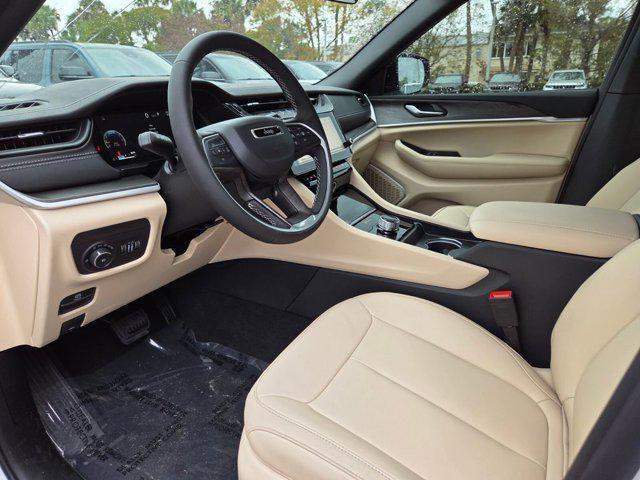 new 2026 Jeep Grand Cherokee car, priced at $37,439