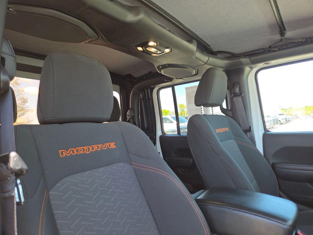 used 2023 Jeep Gladiator car, priced at $34,492