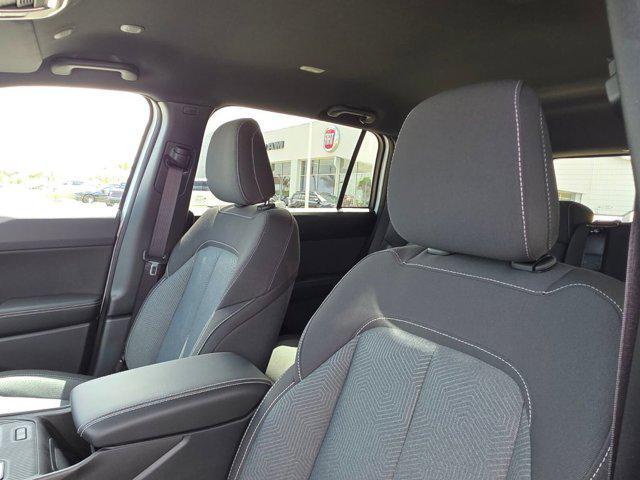 new 2026 Jeep Cherokee car, priced at $35,795