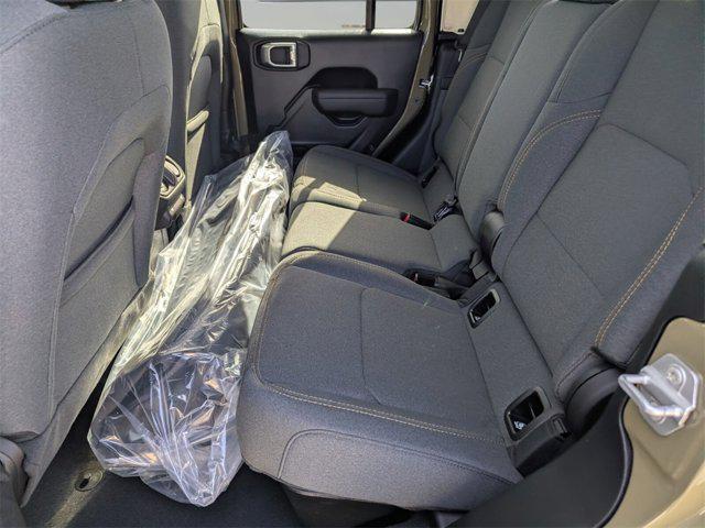 new 2026 Jeep Gladiator car, priced at $43,861