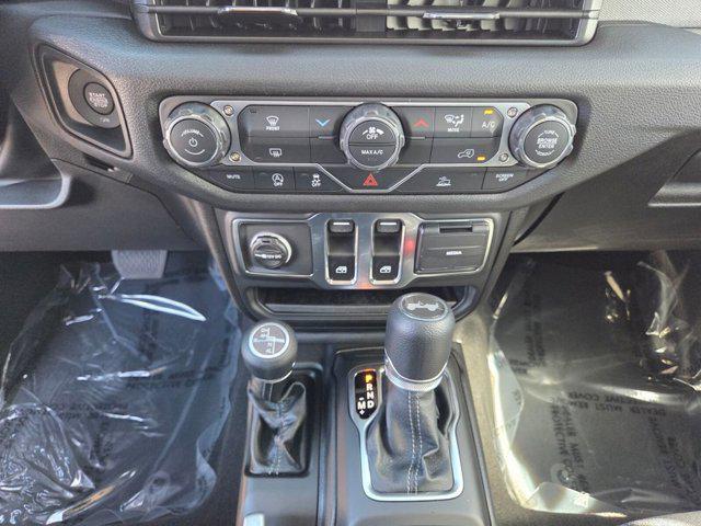 new 2026 Jeep Wrangler car, priced at $36,338