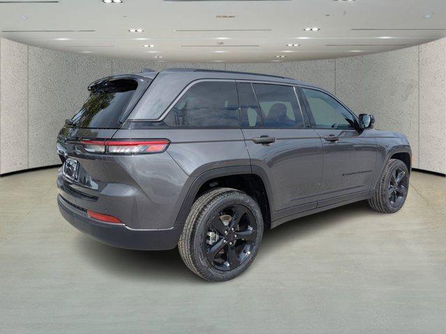 new 2026 Jeep Grand Cherokee car, priced at $39,793