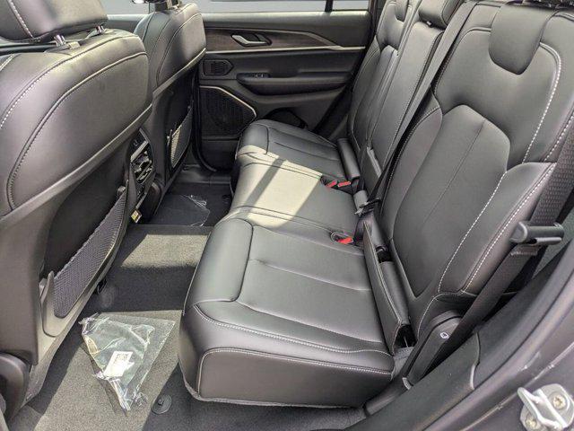 new 2026 Jeep Grand Cherokee car, priced at $39,793