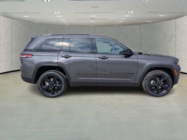 new 2026 Jeep Grand Cherokee car, priced at $39,793