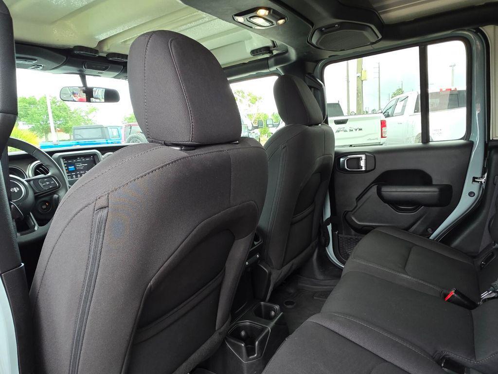 used 2023 Jeep Gladiator car, priced at $31,993
