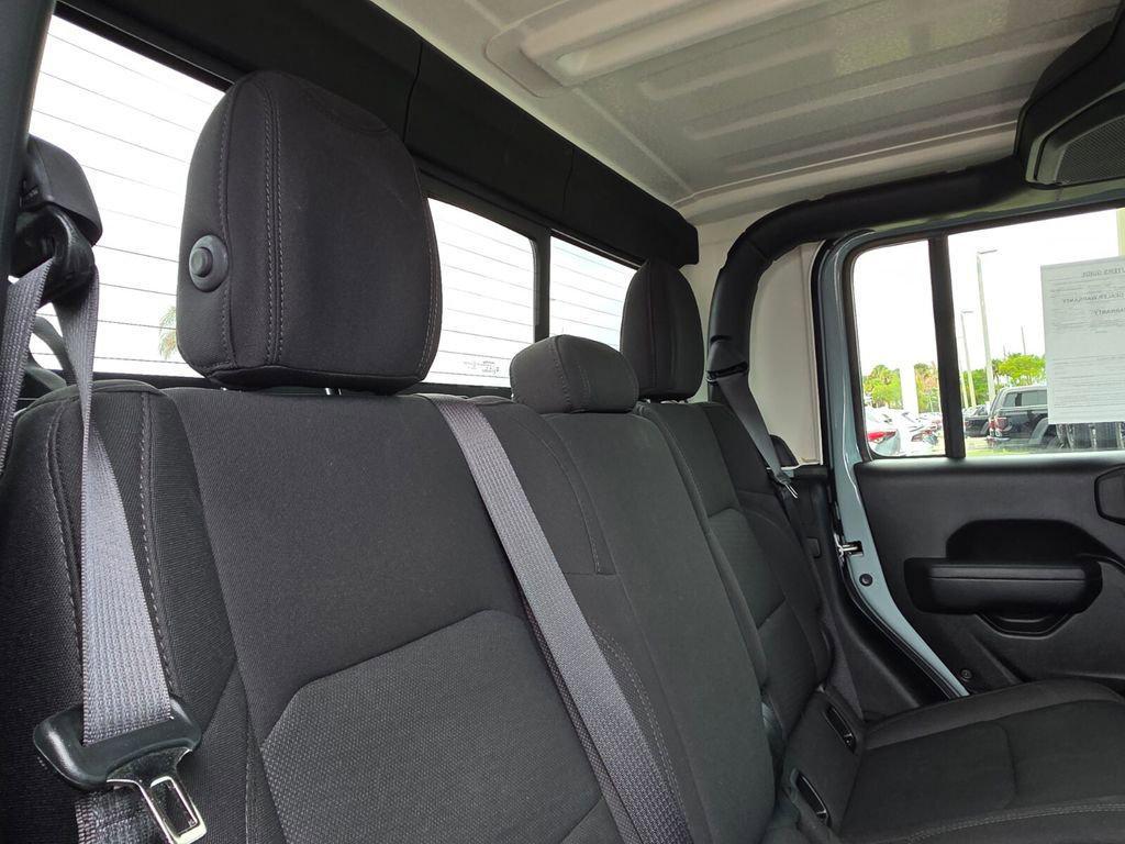 used 2023 Jeep Gladiator car, priced at $33,500