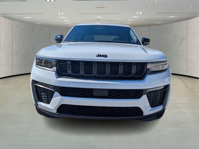new 2026 Jeep Grand Cherokee car, priced at $42,613
