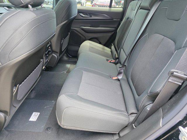 new 2026 Jeep Grand Cherokee car, priced at $38,021