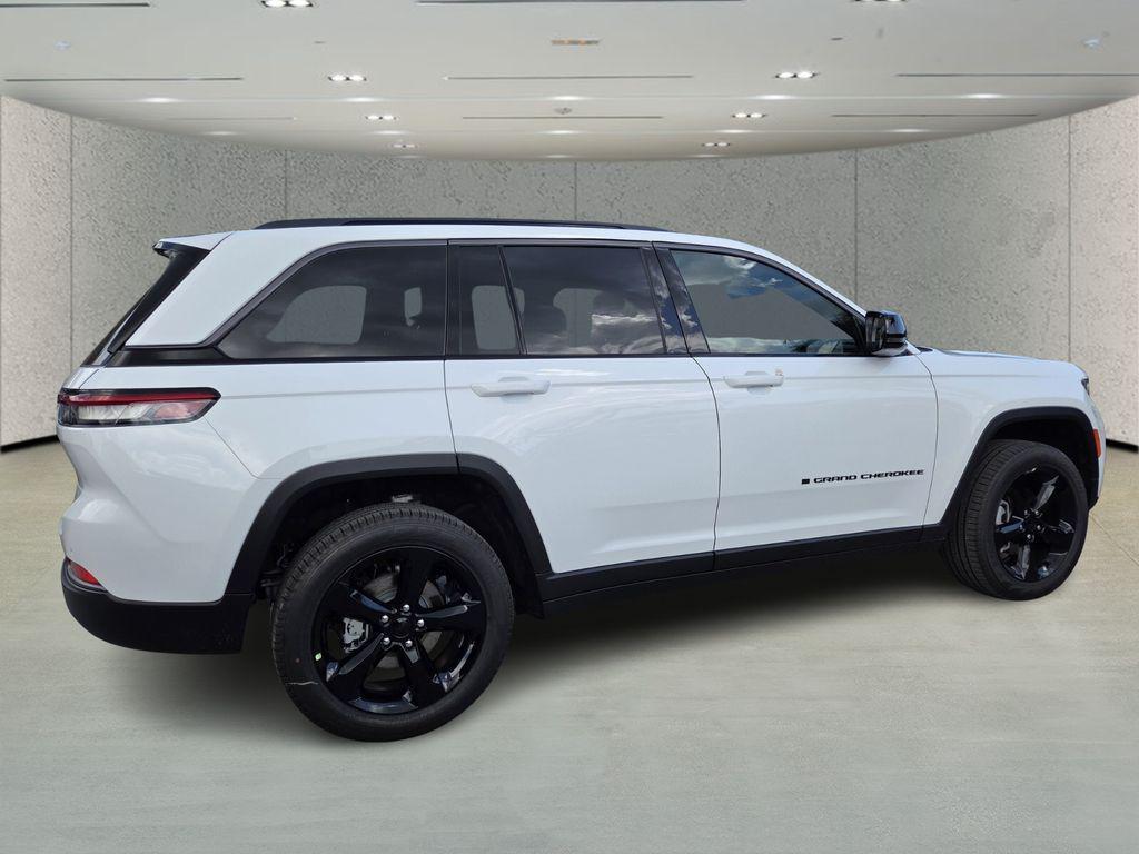 new 2026 Jeep Grand Cherokee car, priced at $44,873