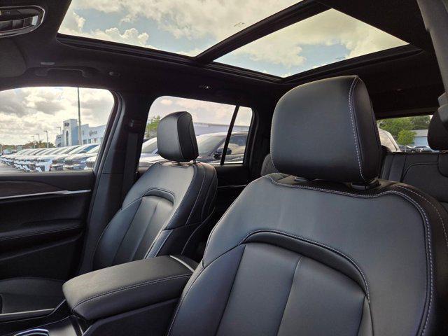 new 2026 Jeep Grand Cherokee car, priced at $43,690