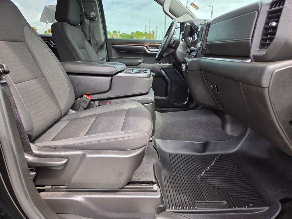 used 2024 Chevrolet Silverado 1500 car, priced at $39,993