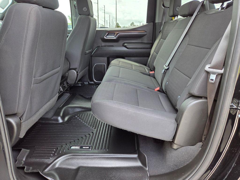used 2024 Chevrolet Silverado 1500 car, priced at $39,993