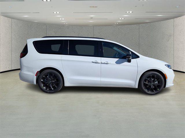 new 2026 Chrysler Pacifica car, priced at $41,212