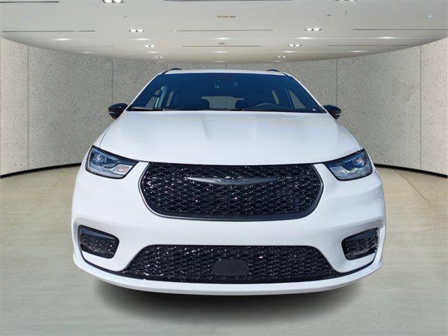 new 2026 Chrysler Pacifica car, priced at $41,212