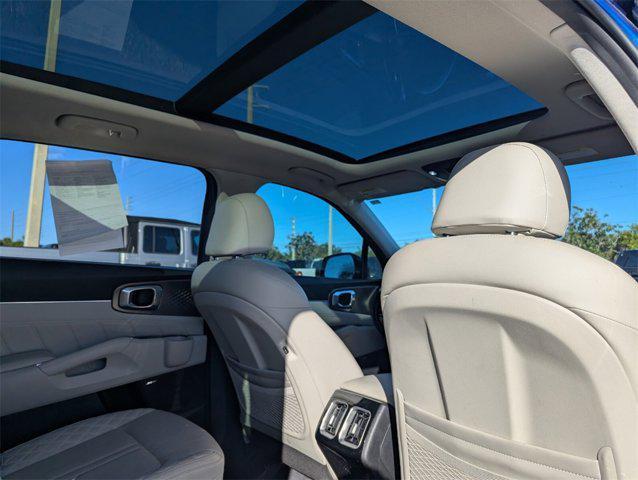 used 2021 Kia Sorento car, priced at $23,572