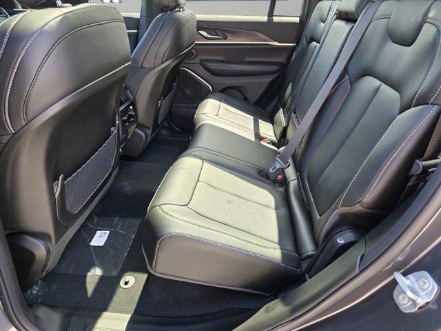 new 2026 Jeep Grand Cherokee car, priced at $39,793