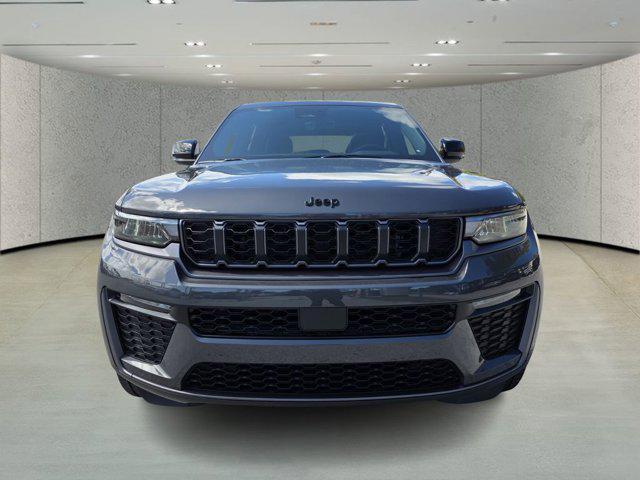 new 2026 Jeep Grand Cherokee car, priced at $39,793