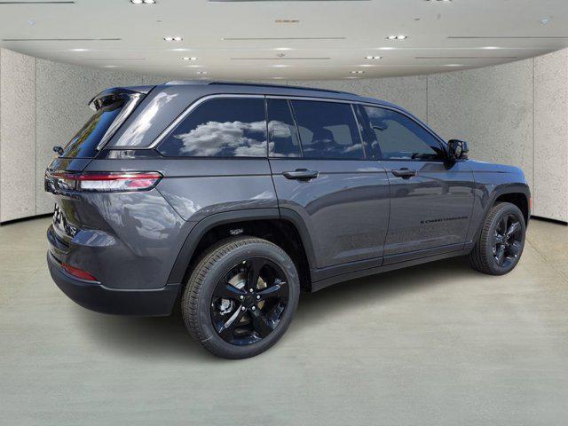 new 2026 Jeep Grand Cherokee car, priced at $39,793