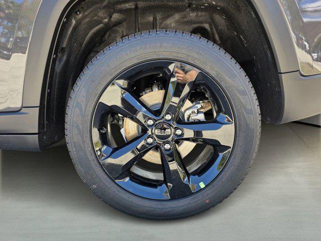 new 2026 Jeep Grand Cherokee car, priced at $39,793