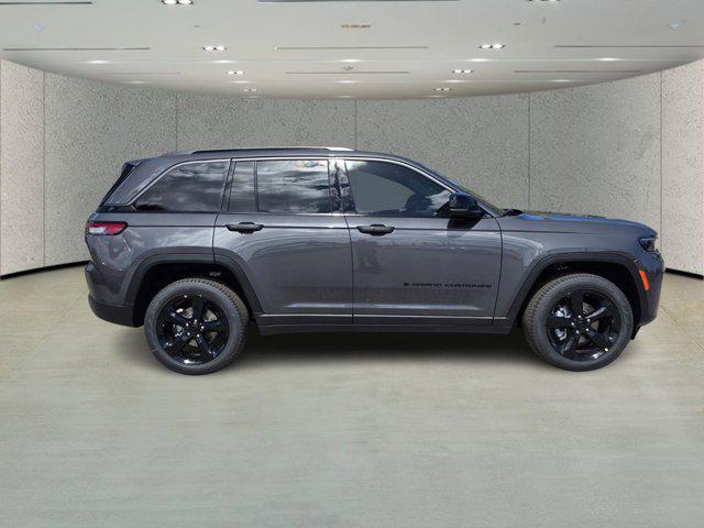 new 2026 Jeep Grand Cherokee car, priced at $39,793