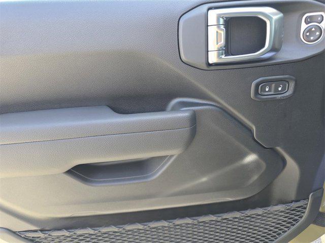 new 2026 Jeep Wrangler car, priced at $38,072