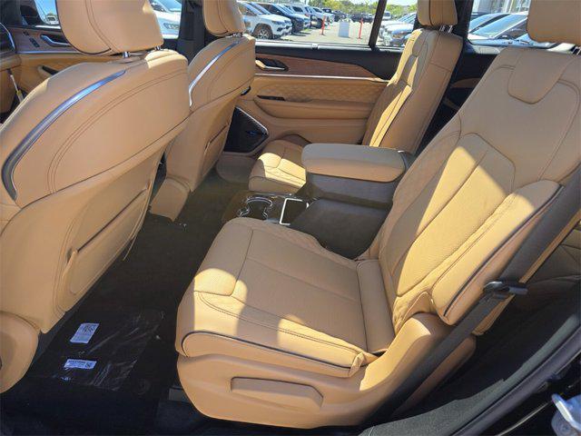 new 2025 Jeep Grand Cherokee L car, priced at $59,618