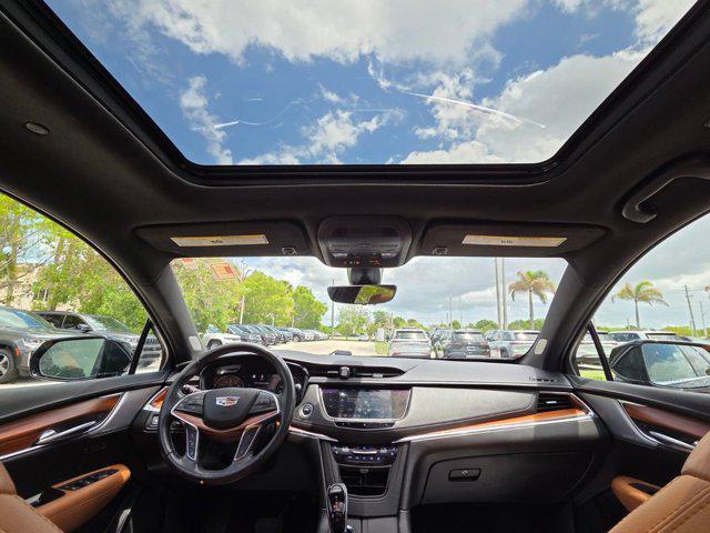 used 2020 Cadillac XT5 car, priced at $19,991