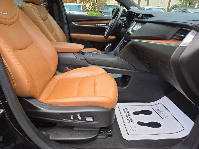 used 2020 Cadillac XT5 car, priced at $19,991